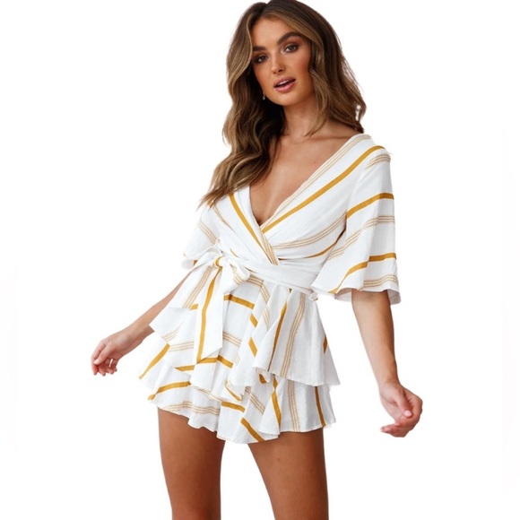 allison Pants - ALLISON New York Cotton blend ruffle short sleeve striped romper, small✨